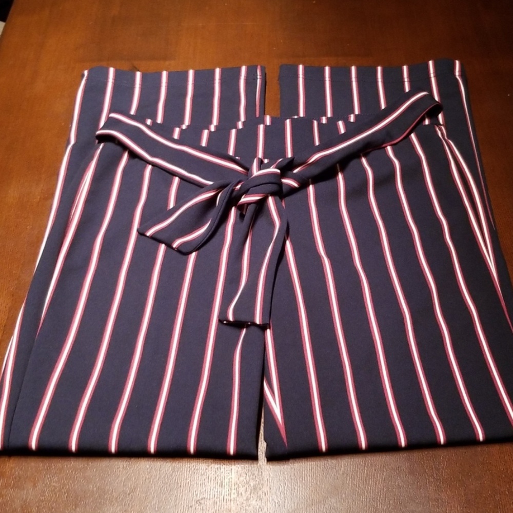 🆕️Large Navy striped palazzo pants - Picture 2 of 6